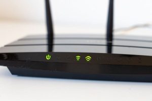 MNet - Cari Tahu Tips Pilih Internet Provider Terbaik untuk Rumah